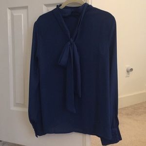 Navy Bow-Collar Blouse 💙